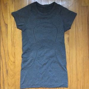 Lululemon athletic t shirt